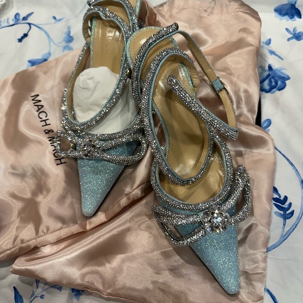 NEW Mach & Mach Double Crystal Bow Glittered Pump Heels - Picture 6 of 6